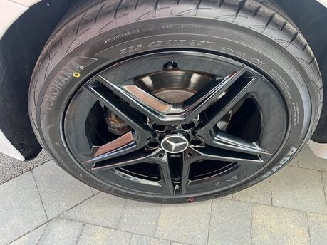 Mercedes-Benz A Class A 200 AMG LINE EDITION PREMIUM PLUS 12
