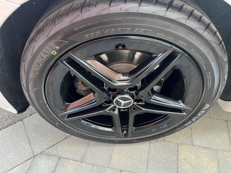 Mercedes-Benz A Class A 200 AMG LINE EDITION PREMIUM PLUS 12