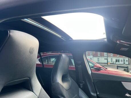 Mercedes-Benz A Class A 200 AMG LINE EDITION PREMIUM PLUS 21