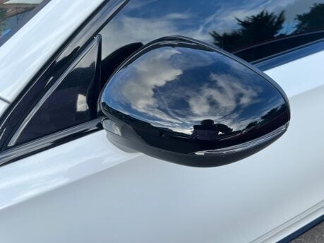 Mercedes-Benz A Class A 200 AMG LINE EDITION PREMIUM PLUS 8