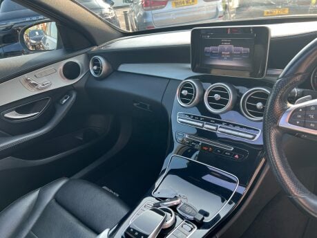 Mercedes-Benz C Class 2.1 C220 BlueTEC AMG Line (Premium) Saloon 4dr Diesel G-Tronic+ Euro 6 34