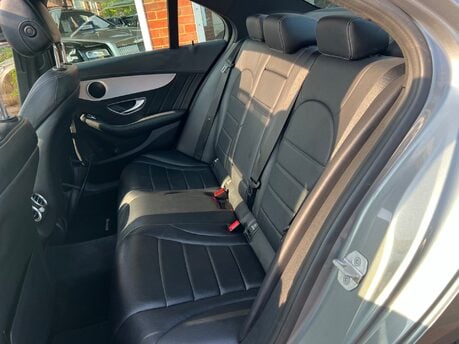 Mercedes-Benz C Class 2.1 C220 BlueTEC AMG Line (Premium) Saloon 4dr Diesel G-Tronic+ Euro 6 40
