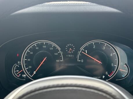 BMW 5 Series 520D M SPORT TOURING 26