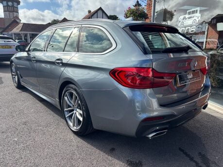 BMW 5 Series 520D M SPORT TOURING 2
