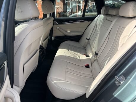 BMW 5 Series 520D M SPORT TOURING 9