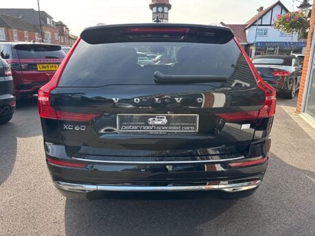 Volvo XC60 2.0h T6 Recharge 18.8kWh Core Petrol Plug-in Hybrid Auto AWD Euro 6 350BHP 16