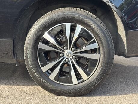 Volvo XC60 2.0h T6 Recharge 18.8kWh Core Petrol Plug-in Hybrid Auto AWD Euro 6 350BHP 14