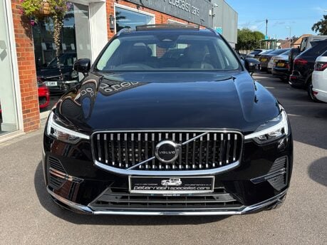 Volvo XC60 2.0h T6 Recharge 18.8kWh Core Petrol Plug-in Hybrid Auto AWD Euro 6 350BHP 6
