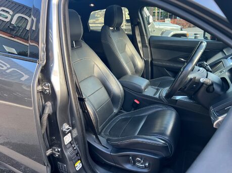 Jaguar E-Pace 2.0 D240 R-Dynamic HSE SUV 5dr Diesel Auto AWD Euro 6 (s/s) (240 ps) 25