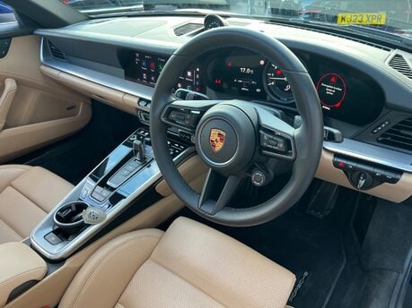 Porsche 911 3.0T 992 Carrera Coupe 2dr Petrol PDK Euro 6 (s/s) (385 ps) 32