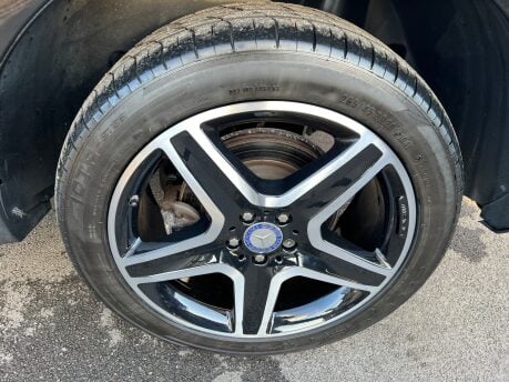 Mercedes-Benz GLE 2.1 GLE250d AMG Line (Premium) SUV 5dr Diesel G-Tronic 4MATIC Euro 6 (s/s) 18