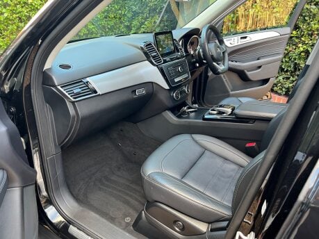 Mercedes-Benz GLE 2.1 GLE250d AMG Line (Premium) SUV 5dr Diesel G-Tronic 4MATIC Euro 6 (s/s) 42