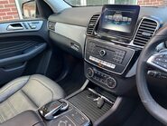 Mercedes-Benz GLE 2.1 GLE250d AMG Line (Premium) SUV 5dr Diesel G-Tronic 4MATIC Euro 6 (s/s) 33