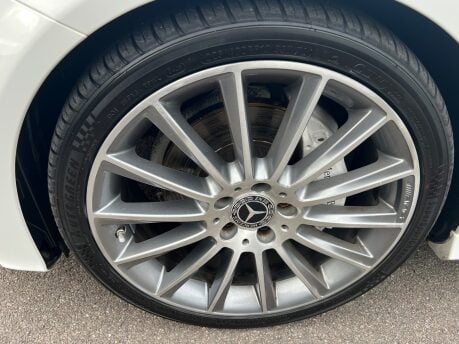 Mercedes-Benz C Class 2.1 C220d AMG Line (Premium Plus) Cabriolet 2dr Diesel G-Tronic+ Euro 6 15