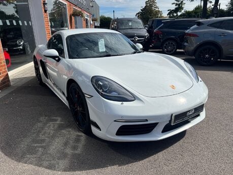 Porsche 718 CAYMAN PDK 8