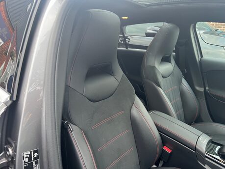 Mercedes-Benz A Class A 180 D AMG LINE PREMIUM PLUS 21