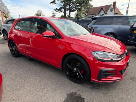 Volkswagen Golf GTI TSI 7