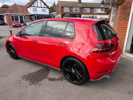 Volkswagen Golf GTI TSI 11