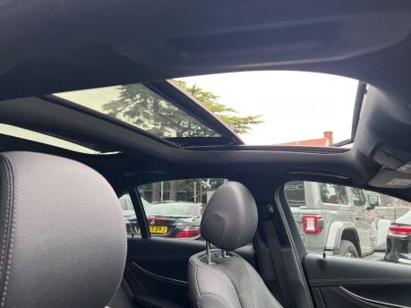 Mercedes-Benz E Class E 220 D AMG LINE NIGHT EDITION PREMIUM PLUS 16
