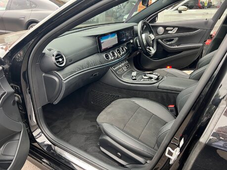 Mercedes-Benz E Class E 220 D AMG LINE NIGHT EDITION PREMIUM PLUS 17