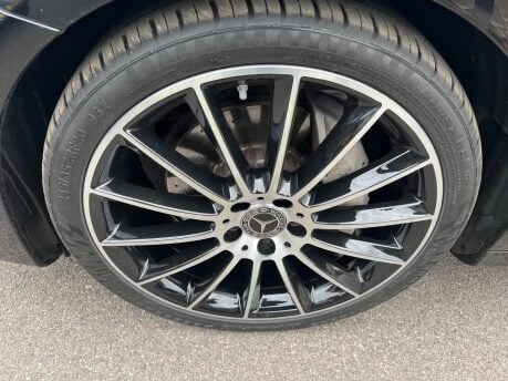 Mercedes-Benz E Class E 220 D AMG LINE NIGHT EDITION PREMIUM PLUS 25