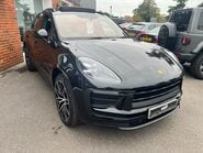 Porsche Macan PDK 11