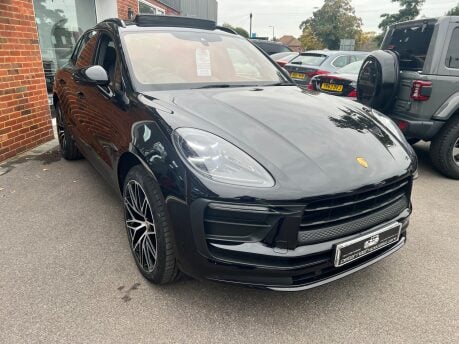Porsche Macan PDK 11