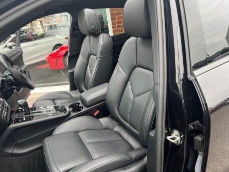 Porsche Macan PDK 41