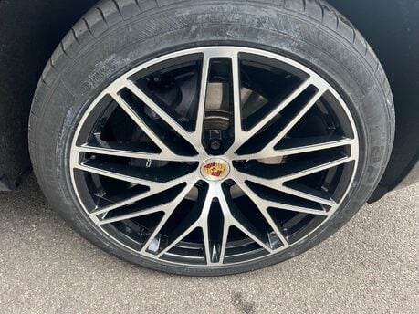 Porsche Macan PDK 14