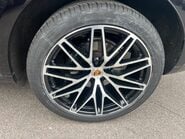 Porsche Macan PDK 16