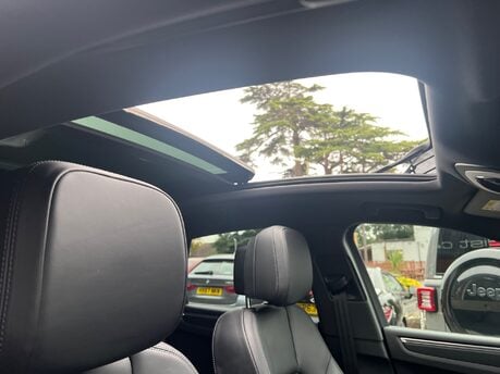 Porsche Macan PDK 26