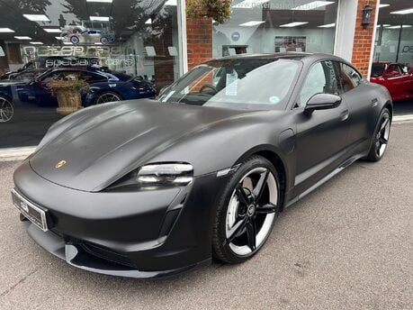 Porsche Taycan 500kW Turbo 93kWh 4dr