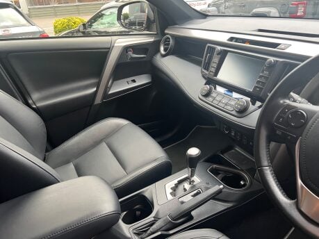 Toyota Rav 4 VVT-I EXCEL AWD TSS 18