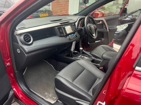 Toyota Rav 4 VVT-I EXCEL AWD TSS 28