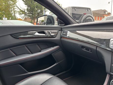 Mercedes-Benz CLS CLS400 AMG LINE 36