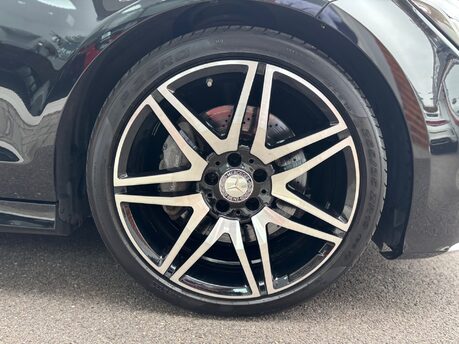 Mercedes-Benz CLS CLS400 AMG LINE 21