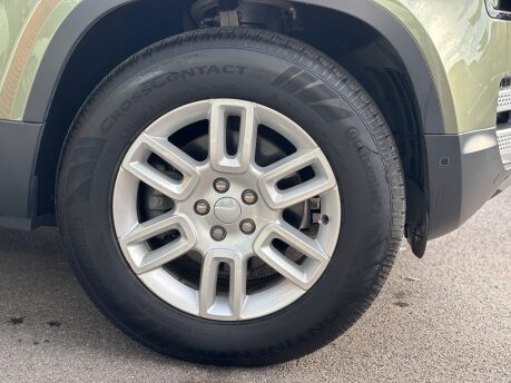 Land Rover Defender 2.0 P300 S SUV 3dr Petrol Auto 4WD Euro 6 (s/s) (300 ps) 21