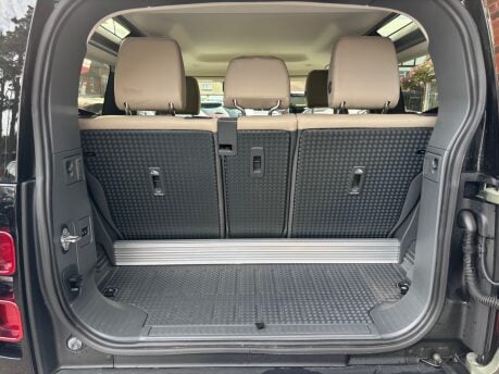 Land Rover Defender 2.0 P300 S SUV 3dr Petrol Auto 4WD Euro 6 (s/s) (300 ps) 15