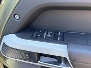 Land Rover Defender 3.0 D250 MHEV HSE Hard Top SUV 3dr Diesel Auto 4WD SWB Euro 6 (s/s) (250 ps 18