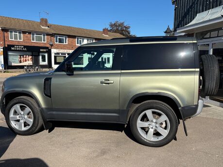 Land Rover Defender 3.0 D250 MHEV HSE Hard Top SUV 3dr Diesel Auto 4WD SWB Euro 6 (s/s) (250 ps 8