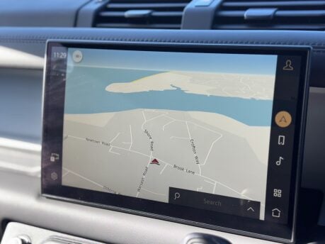 Land Rover Defender 3.0 D250 MHEV HSE Hard Top SUV 3dr Diesel Auto 4WD SWB Euro 6 (s/s) (250 ps 25