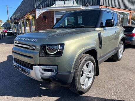 Land Rover Defender 3.0 D250 MHEV HSE Hard Top SUV 3dr Diesel Auto 4WD SWB Euro 6 (s/s) (250 ps