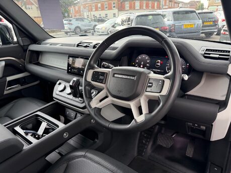 Land Rover Defender 3.0 D250 MHEV X-Dynamic SE SUV 3dr Diesel Auto 4WD Euro 6 (s/s) (250 ps) 27