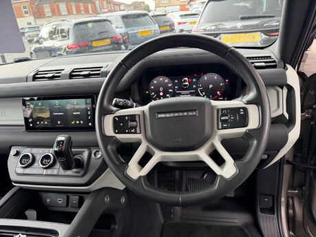 Land Rover Defender 3.0 D250 MHEV X-Dynamic SE SUV 3dr Diesel Auto 4WD Euro 6 (s/s) (250 ps) 29