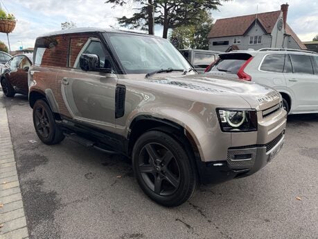 Land Rover Defender 3.0 D250 MHEV X-Dynamic SE SUV 3dr Diesel Auto 4WD Euro 6 (s/s) (250 ps) 7