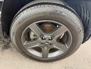 Land Rover Defender 3.0 D250 MHEV X-Dynamic SE SUV 3dr Diesel Auto 4WD Euro 6 (s/s) (250 ps) 15