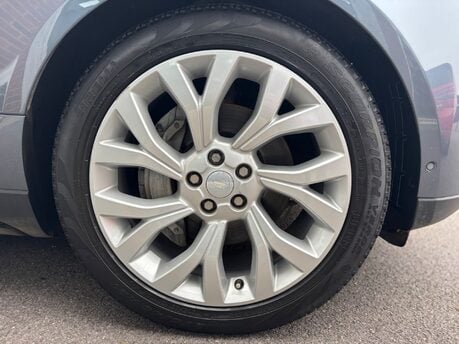 Land Rover Range Rover 3.0 D300 MHEV Vogue SE SUV 5dr Diesel Auto 4WD Euro 6 (s/s) (300 ps) 22