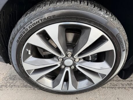 Land Rover Range Rover 5.0 P565 V8 SV Autobiography Dynamic SUV 5dr Petrol Auto 4WD Euro 6 560BHP 15