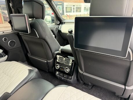 Land Rover Range Rover 5.0 P565 V8 SV Autobiography Dynamic SUV 5dr Petrol Auto 4WD Euro 6 560BHP 41