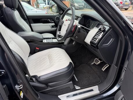 Land Rover Range Rover 5.0 P565 V8 SV Autobiography Dynamic SUV 5dr Petrol Auto 4WD Euro 6 560BHP 23